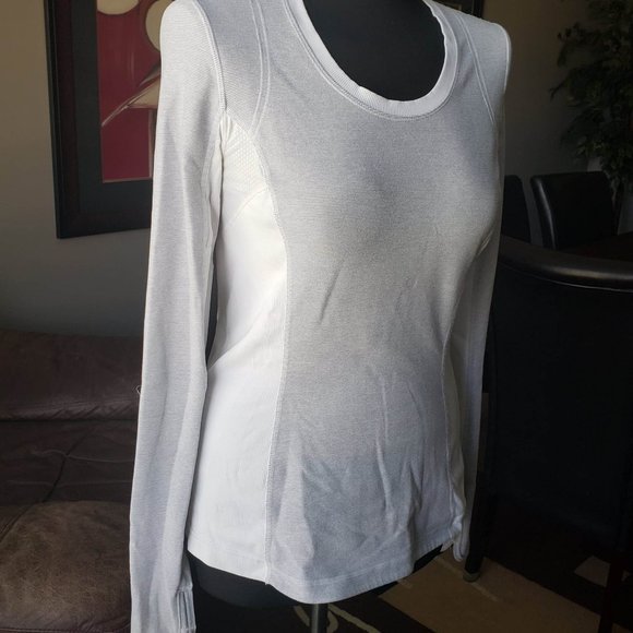 Lululemon Switch Back Long Sleeve - Picture 4 of 6